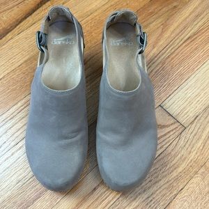 Dankso “Sassy” heel in grey leather